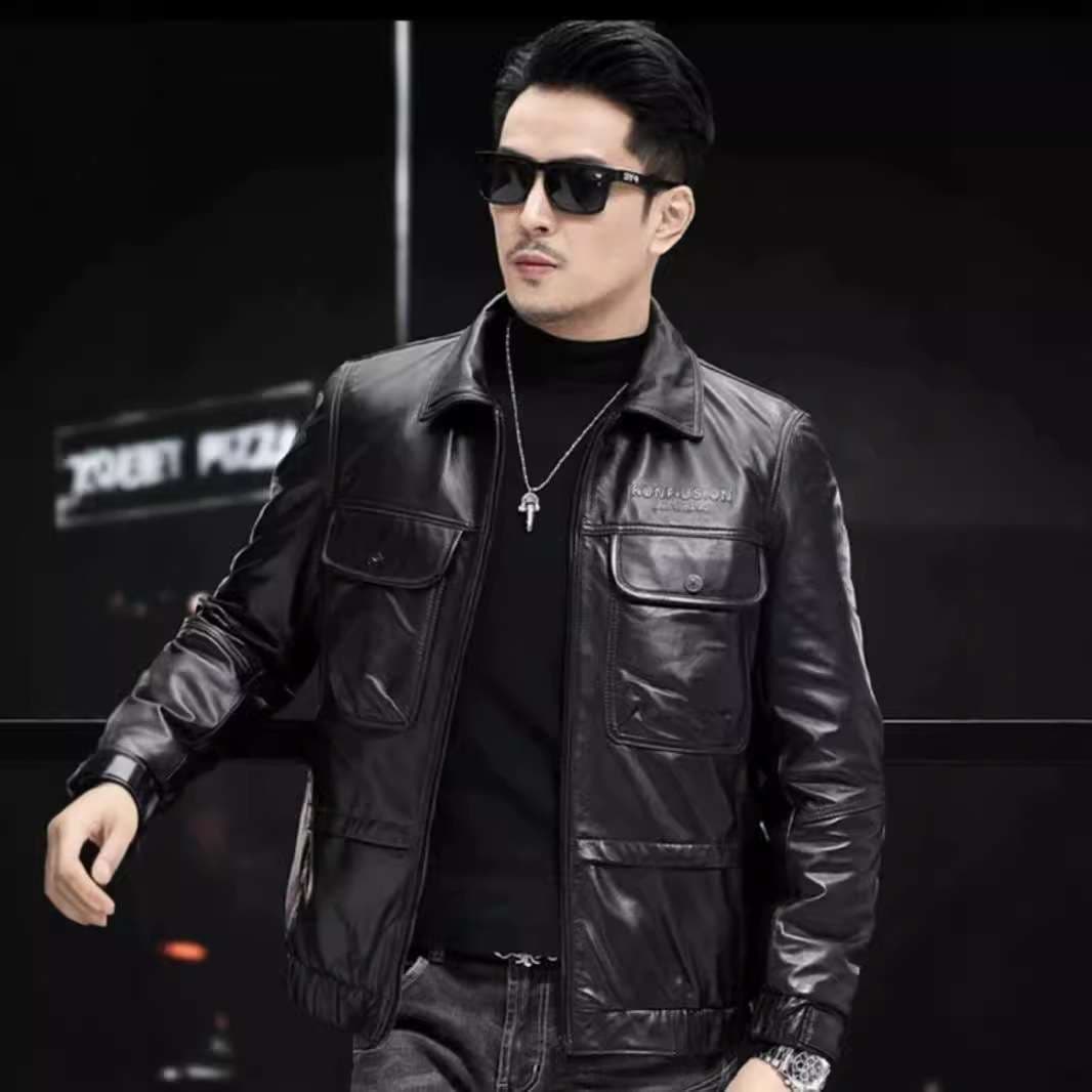 レザージャケット専門店 職人魂込めた毛皮襟付きライダースジャケット