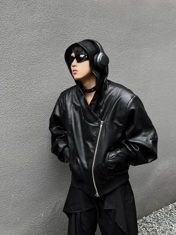 黒レザージャケット フード付きジップアップブルゾン
