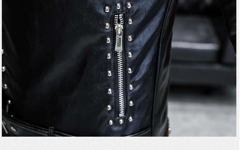 レザージャケット専門店 スタッズ装飾メタリックライダース