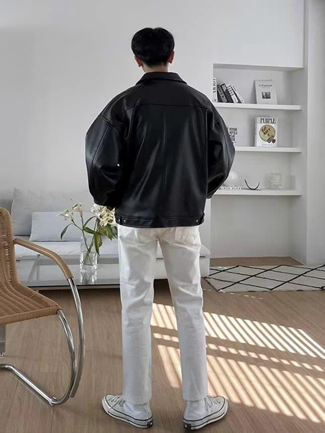レザージャケット 上質な本革を使用したシンプルデザインのライダースジャケット